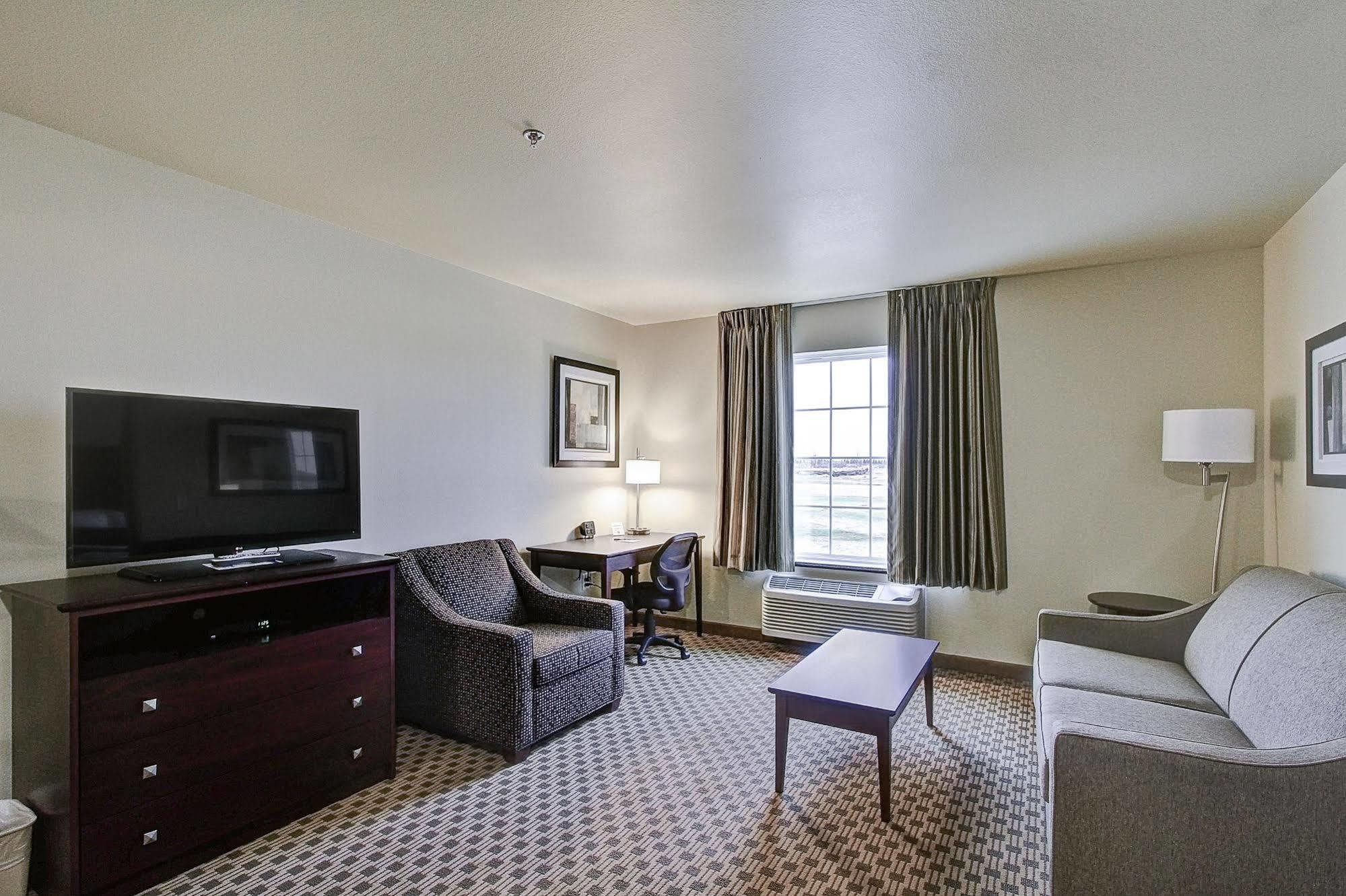 Cobblestone Hotel & Suites Pulaski/Green Bay Экстерьер фото